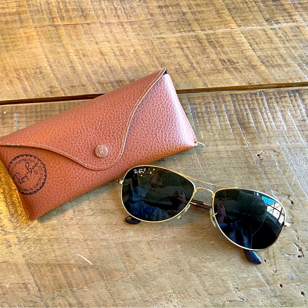 RayBan RB3362 Polarized Cockpit sunglasses. Gold with green lenses